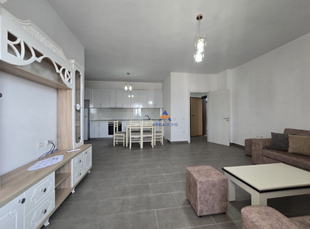 VENDESI APPARTAMENTO 2+1+BALCONE “KAMEZ” 103.000 EURO.
