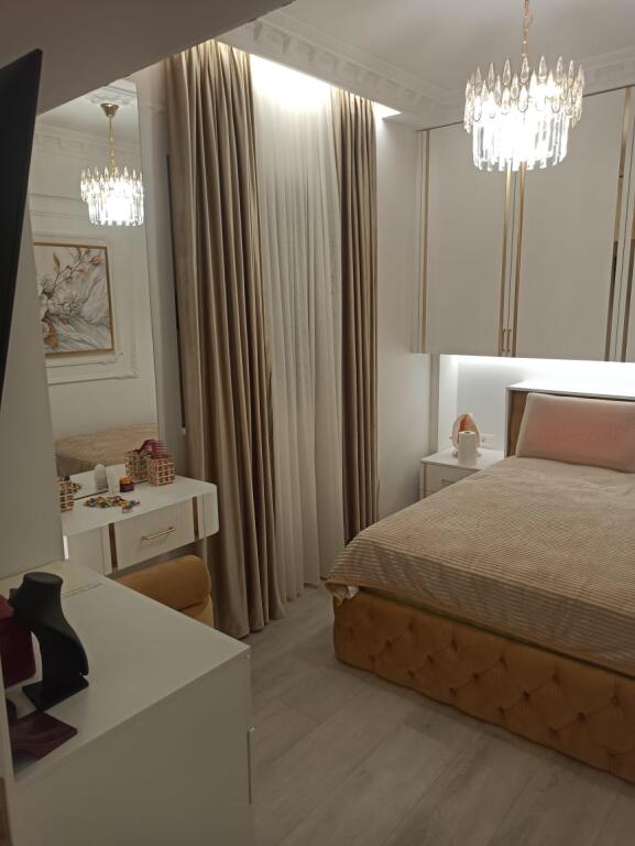 Appartamento in vendita 1+1+guardaroba in Via Bill Klinton