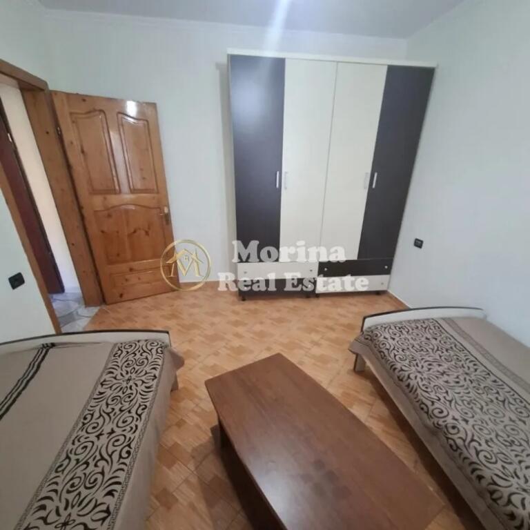 Affitto, Appartamento 1+1, a Kinostudio, 350 Euro/Mese