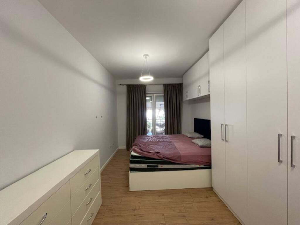 Jepet me QIRA apartament 2+1+ parkim Rezidenca “Kodra e Diellit”  British