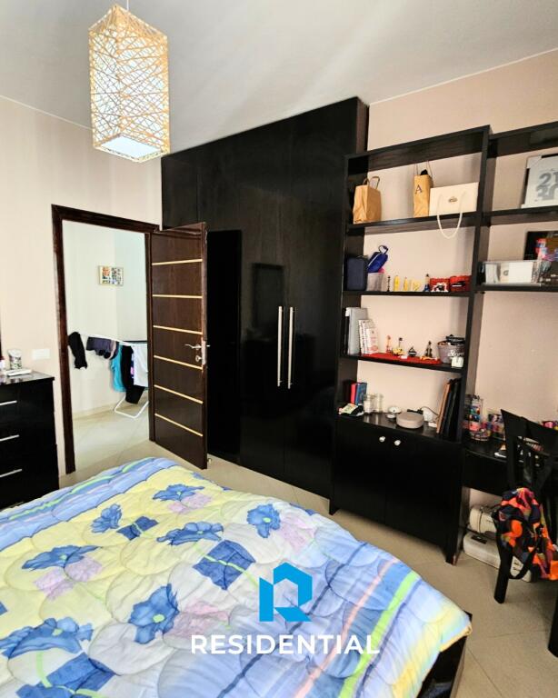 Tek Liqeni I Thate Shitet Apartament 2+1+2 I Mobiluar Me Cmim Super Okazion 1690€/m²!