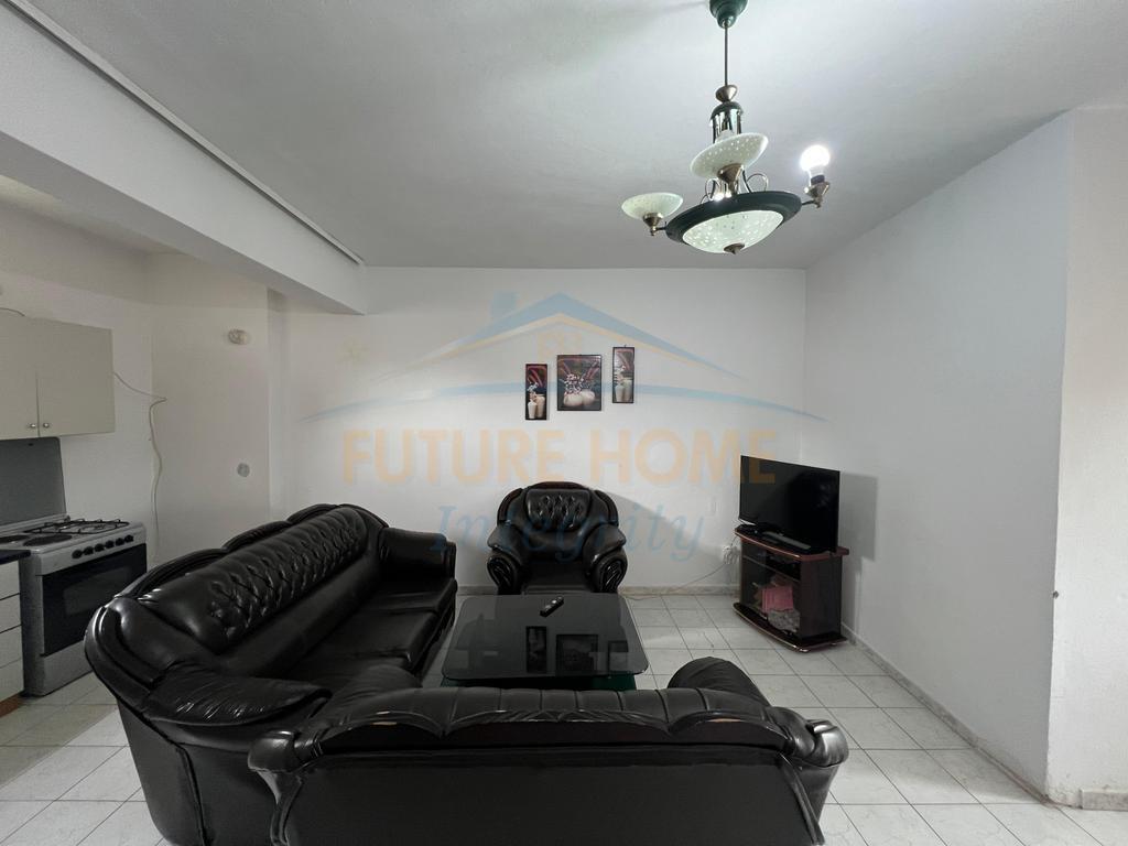 Rent, Apartment 2+1, Pazari I Ri, Tirana.