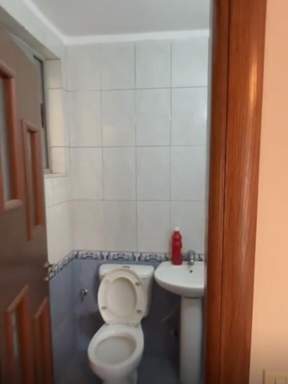 Jepet Me Qera Apartament 2+1+1 Ballkon