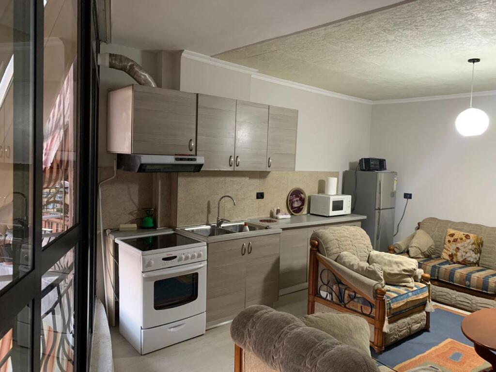 Apartament 1+1 me qira – Selvia