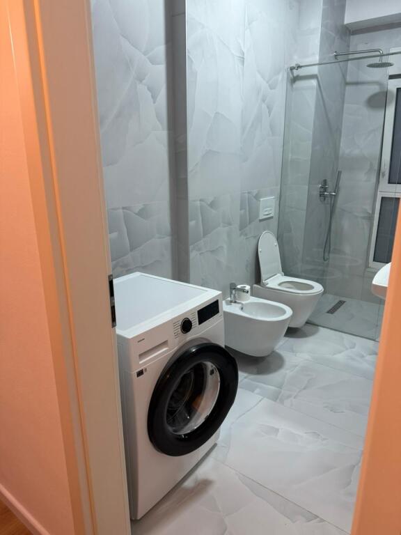 Apartament 1+1 me Qira – Kompleksi Kaimi, Ali Demi