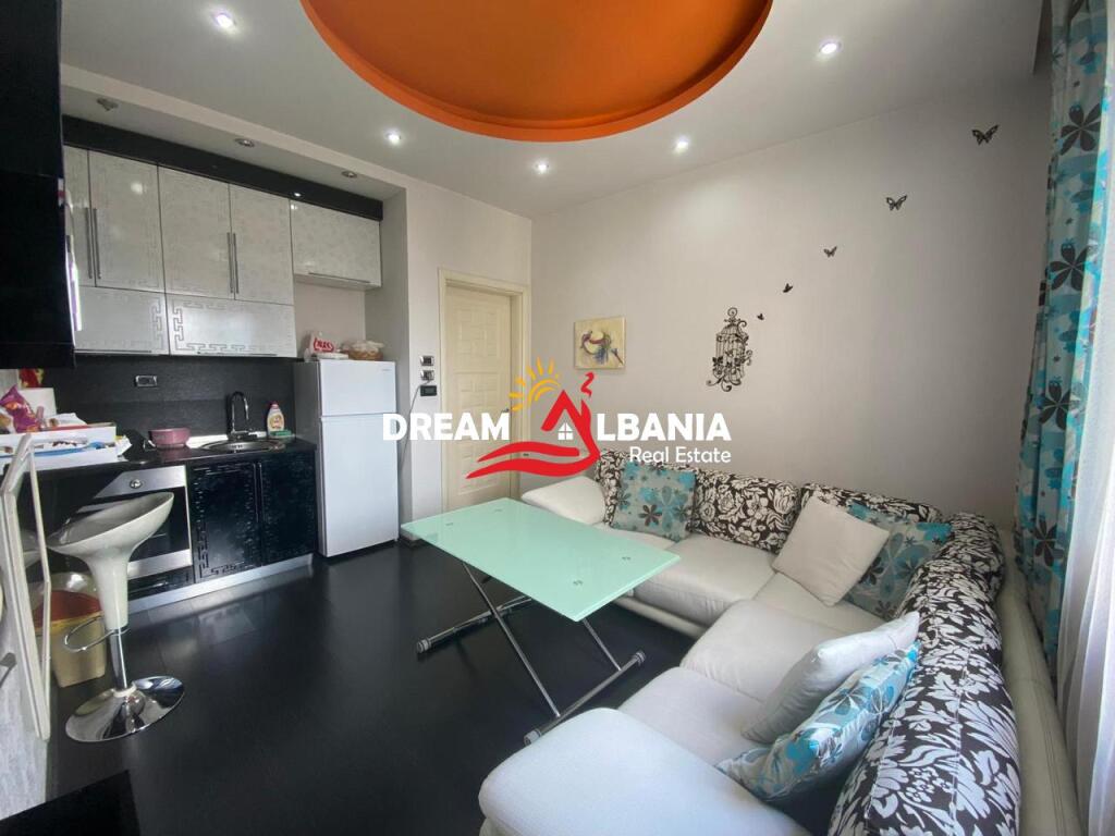 Shitet apartament 2+1 tek Rruga e Durresit (ID 4129493)