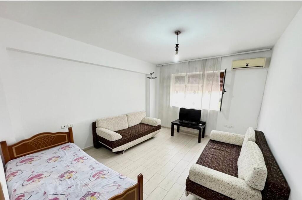 APARTAMENT ME QERA 2+1 KAMEZ 400 EURO