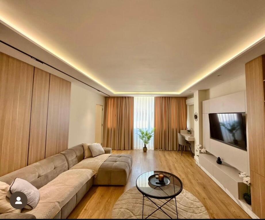 appartamento di lusso in affitto in Via Kavaja