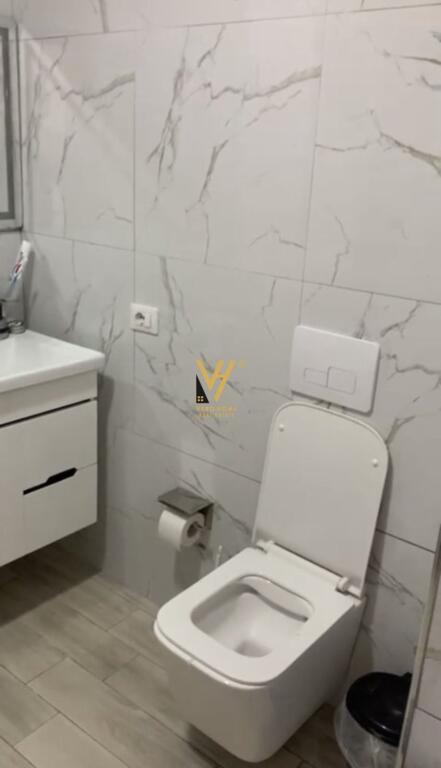 JEPET APARTAMENT 2+1 ME QIRA TE KODRA E DIELLIT 600 EURO