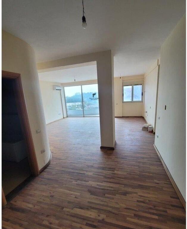 SHITET VILE 5 KATESHE SAUK 700.000 EURO