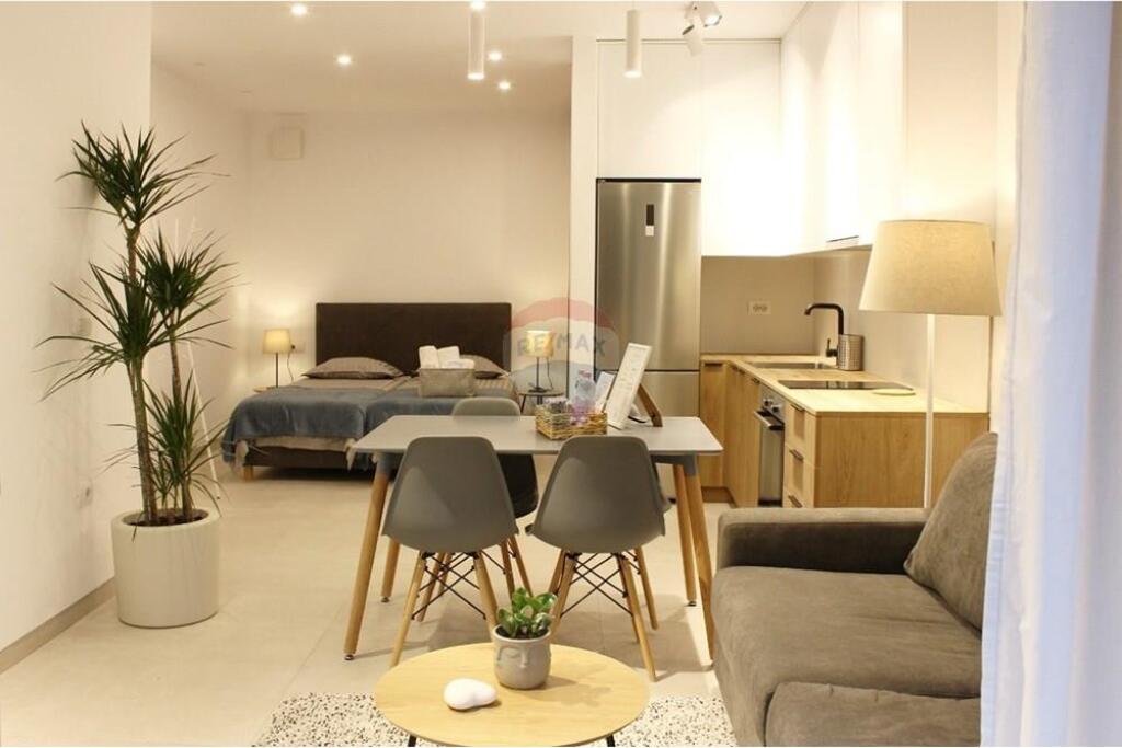 Jepet me qira apartament 1+1 ne Myslym Shyri