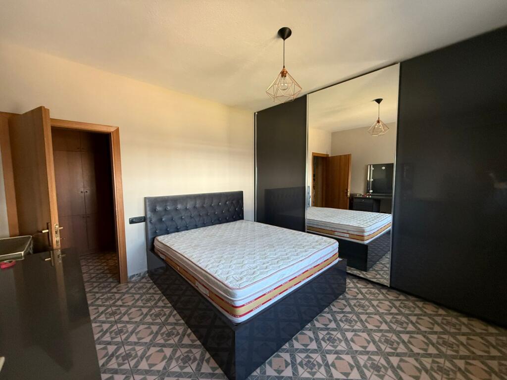 Jepet me qira apartament 2+1 tek 21 dhjetori