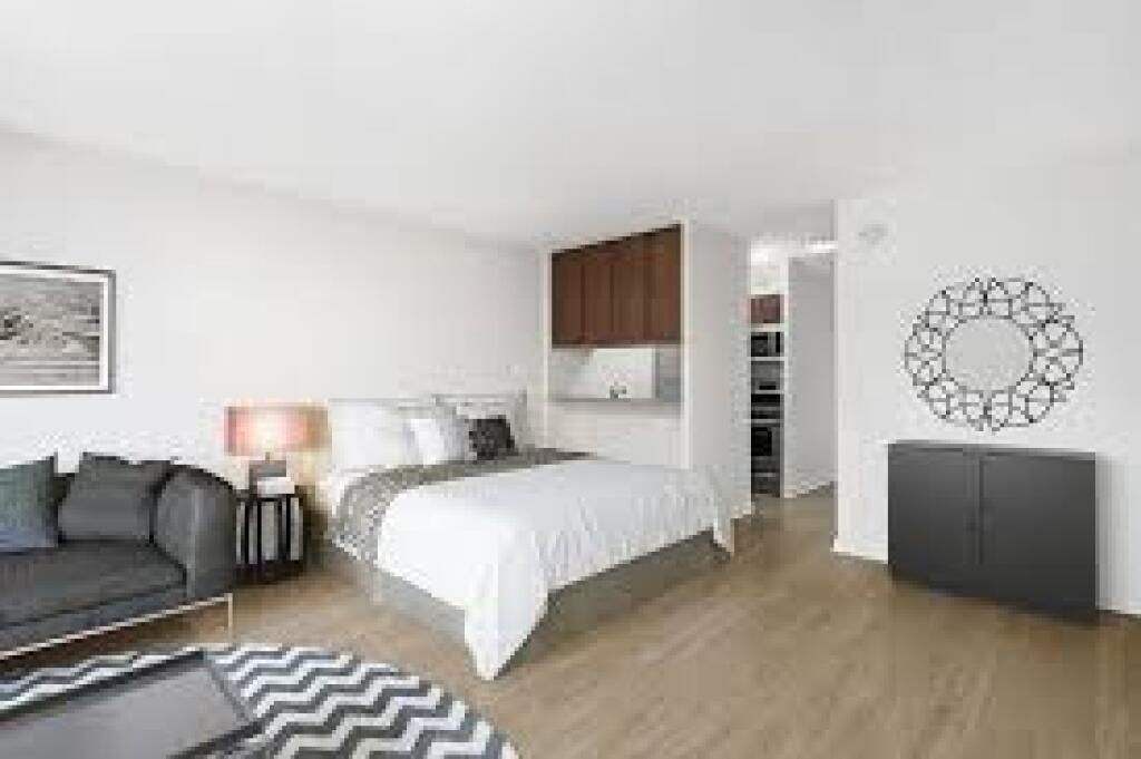 MONOLOCALE IN AFFITTO 40M2 MYSLYM SHYRI 370 EURO