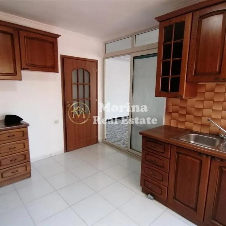 Qera Apartament, 3+1+Bllk, “Myslym Shyri” 500 Euro/Muaj