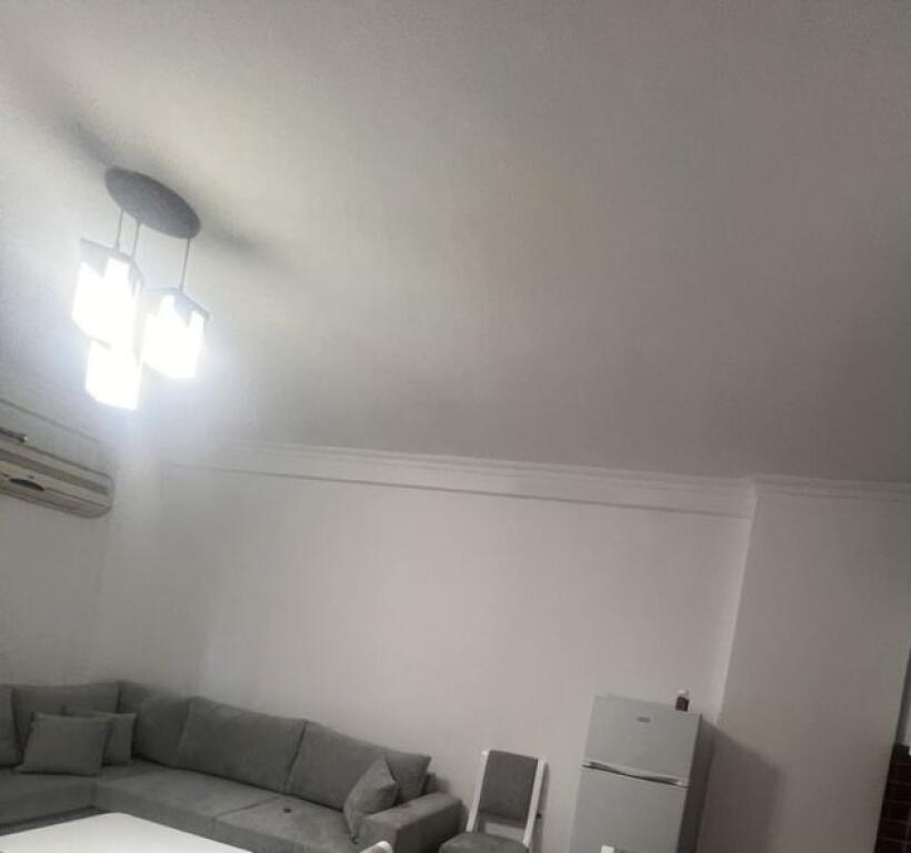 🏡 Jepet Apartament 2+1 me Qira në Fund të Rrugës Don Bosko, pranë Kompleksit Fiori Di Bosco, Tiranë