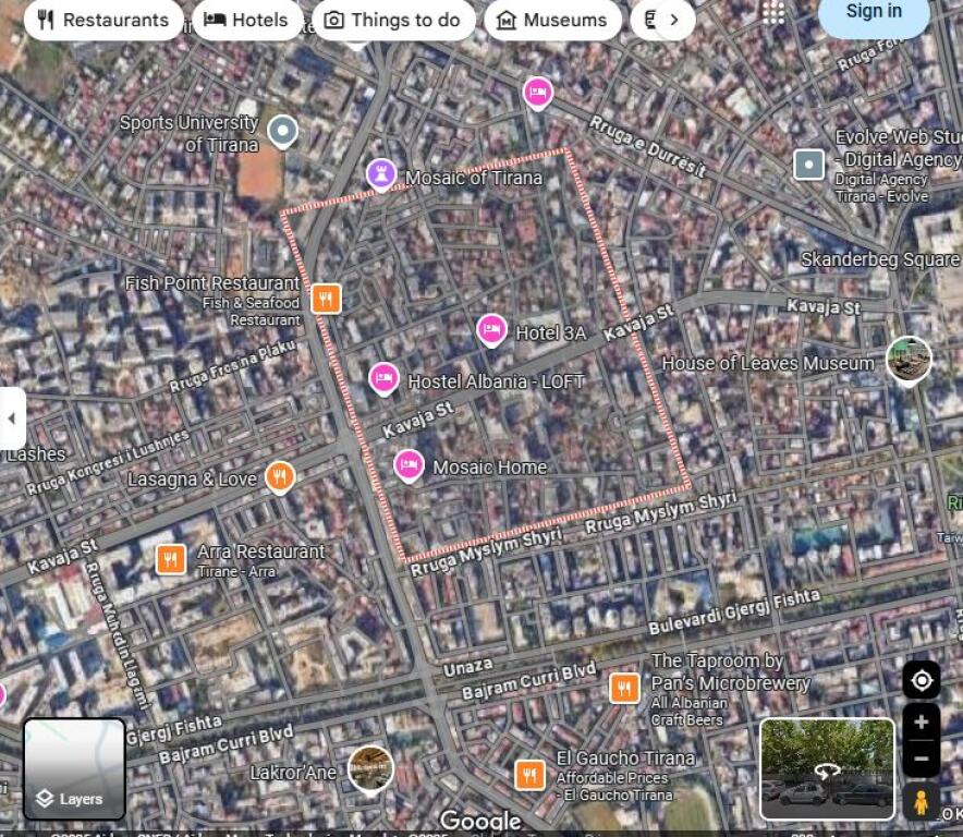 Ambjent zyrash me qera tek Kryqezimi 21 Dhjetorit ne Tirane (ID 42611338)