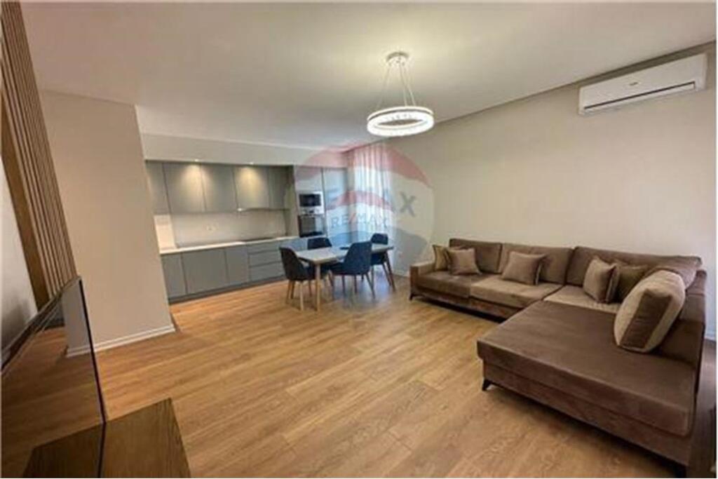 Apartment 1+1 for rent at Zogu i Zi