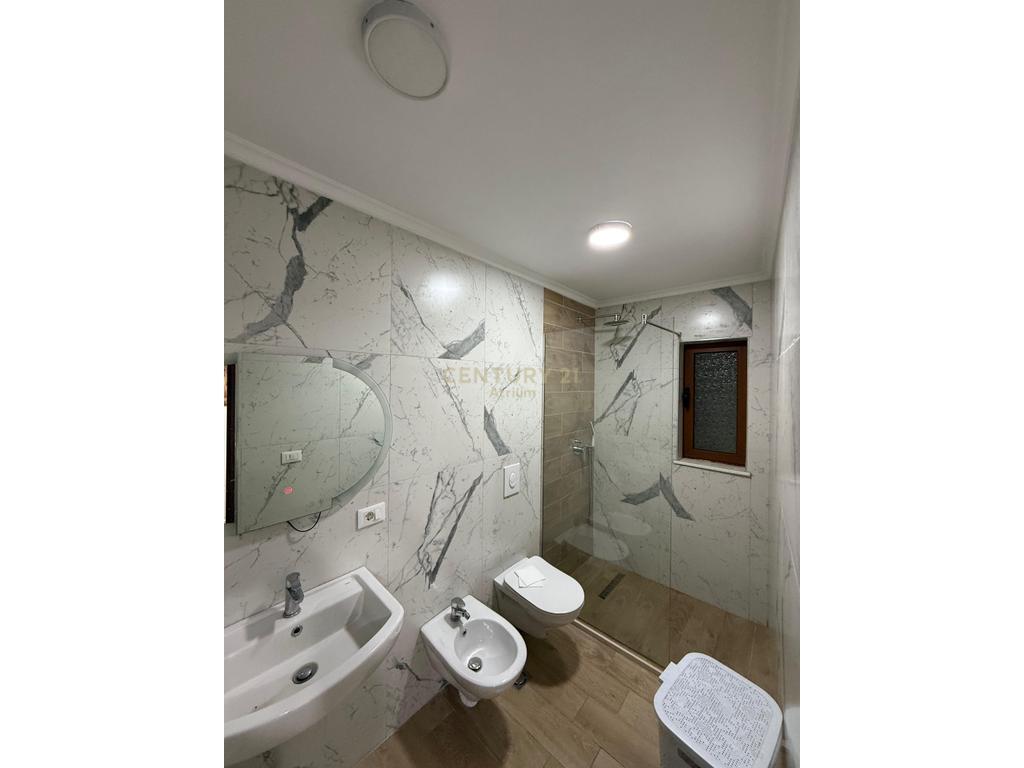 JEPET ME QIRA APARTAMENT 2+1 TE "VASIL SHANTO"
