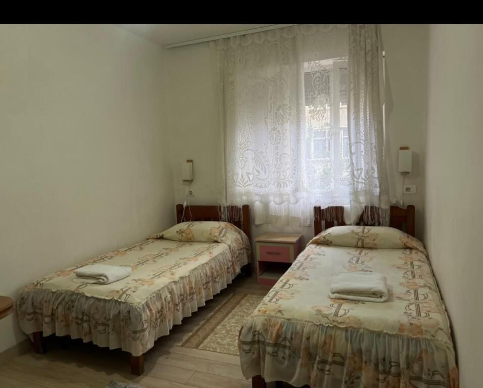 APARTAMENT 3+1 ME QIRA NE MYSLYM SHYRI