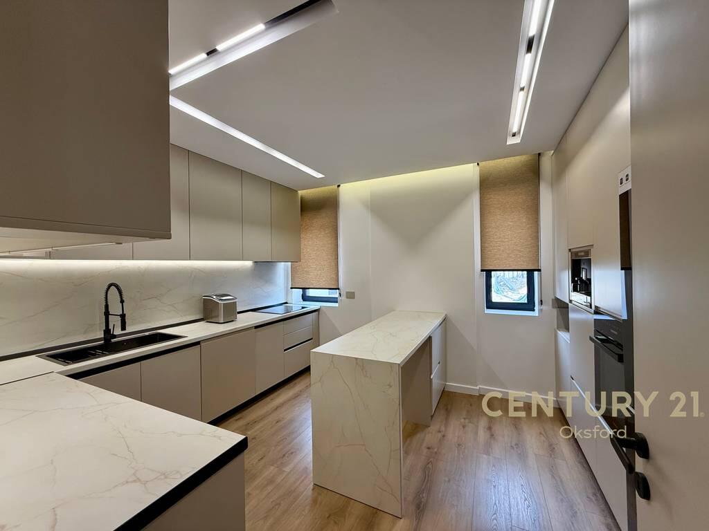 Japim me Qira, Duplex + Post Parkimi, Rezidenca Kodra e Diellit, Tiranë! 1,400 € /Muaj