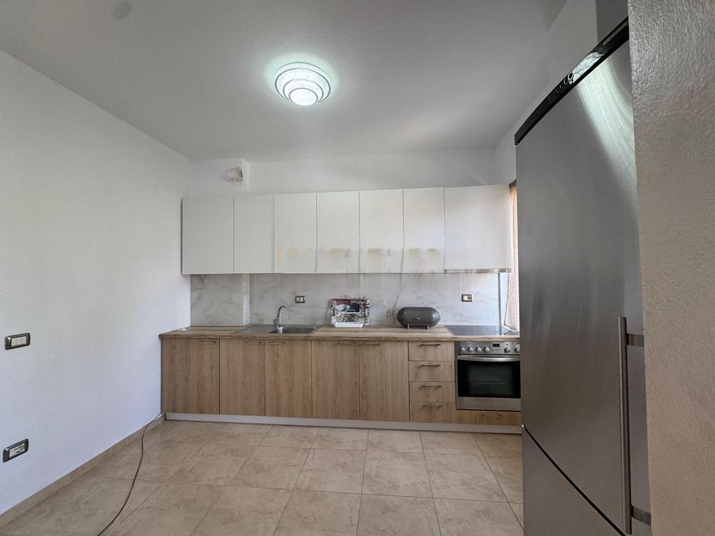 AFFITTIAMO APPARTAMENTO 2+1 VICINO AL PALAZZO DELLE BRIGATE! 600 € /Mese