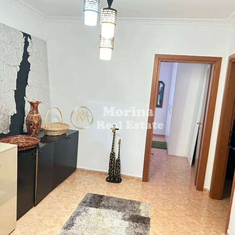 Apartament 2+1+2, Zogu i Zi, 700 Euro/muaj.