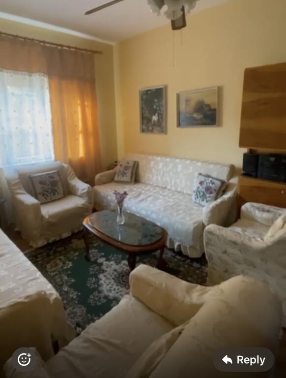 Jepet Me Qera Apartament 2+1+1 Ballkon