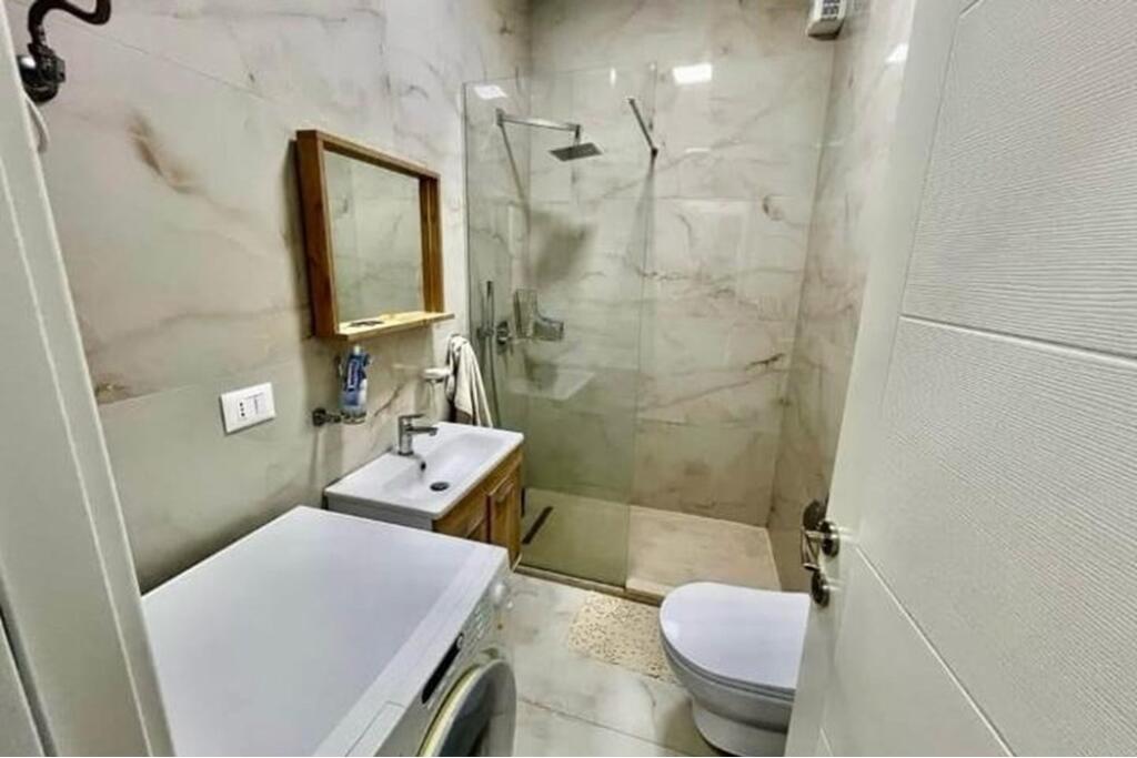 APARTAMENT 2+1 PER QIRA -----KODRA E DIELLIT