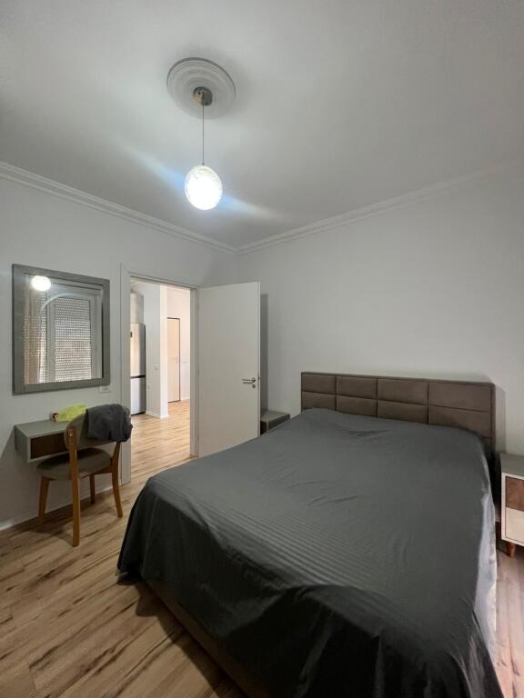 Jepet me qira 1+1  tek gjimnazi Sami Frasheri