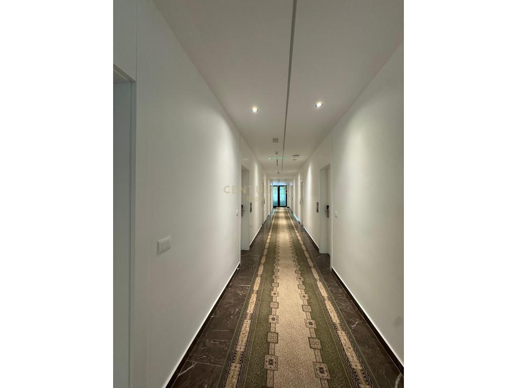 HOTEL FOR RENT ON ELBASAN STREET! - 30,000 € /Month