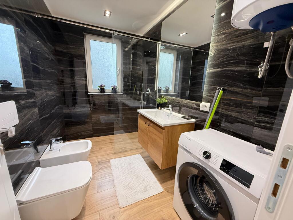 Apartment 2+1+2 Complex Colombo for Sale
