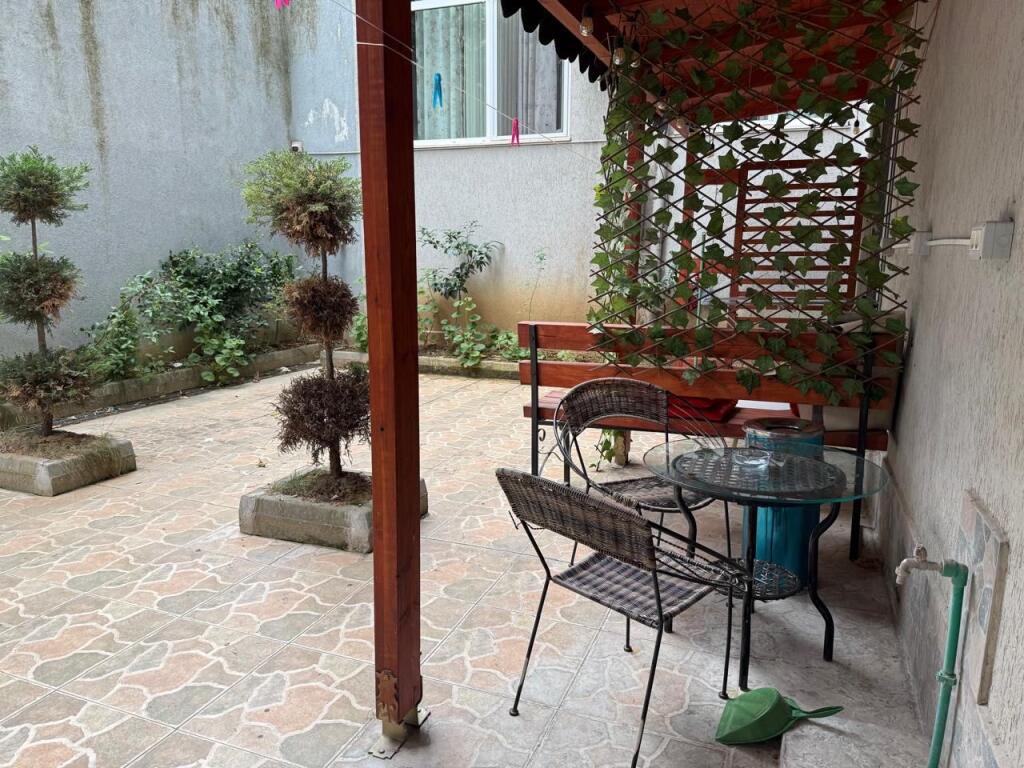 Duplex arredato, sulla strada di Elbasan, prezzo 600 euro
