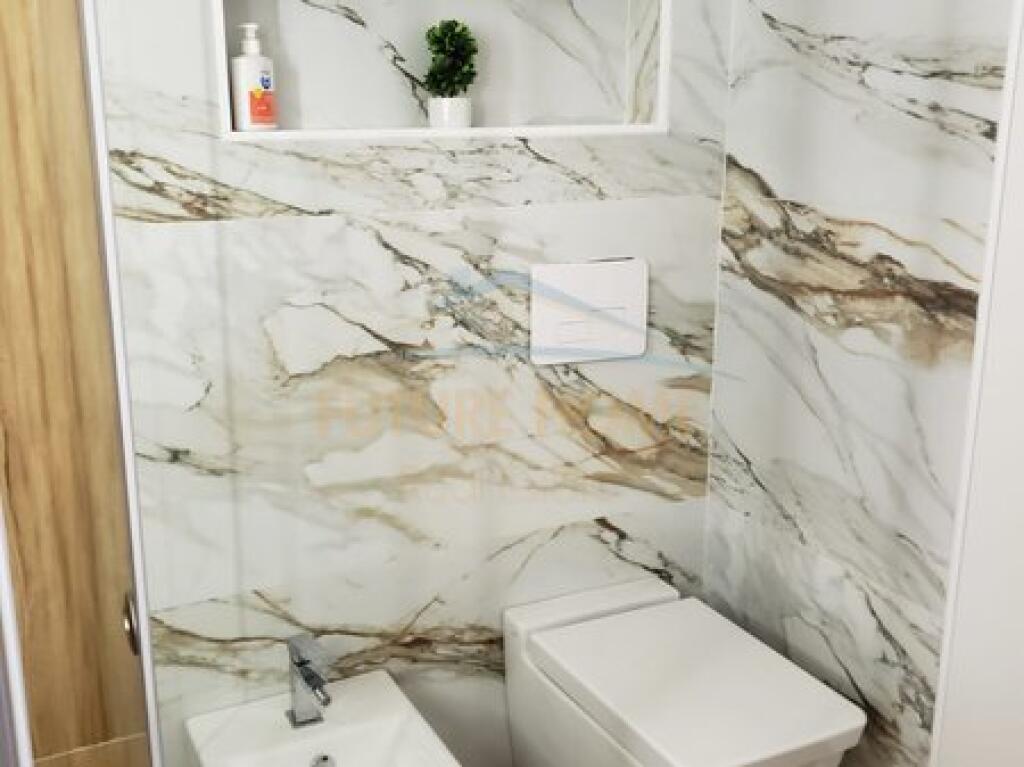 Shitet, Apartament 2+1+2+Post Parkimi, Unaza e Re , Tiranë.