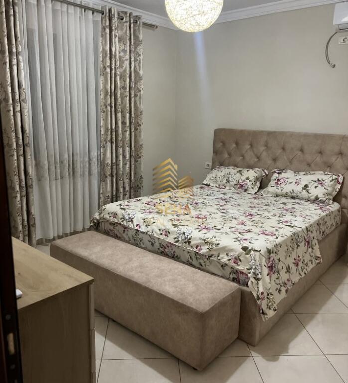 Qira, Hyrje Private, 1+1+blk, Porcelan, 500 Euro/muaj