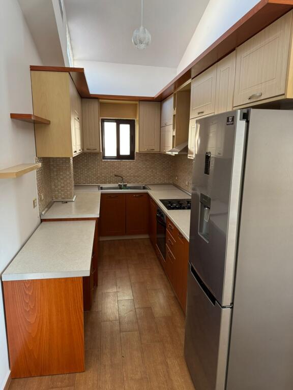 Villa – 4th floor for rent, furnished