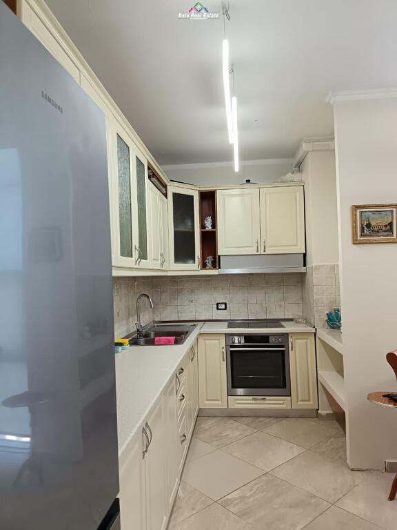 Apartament Me Qera 1+1 Tek Dritan Hoxha (ID B2101266) Tirane