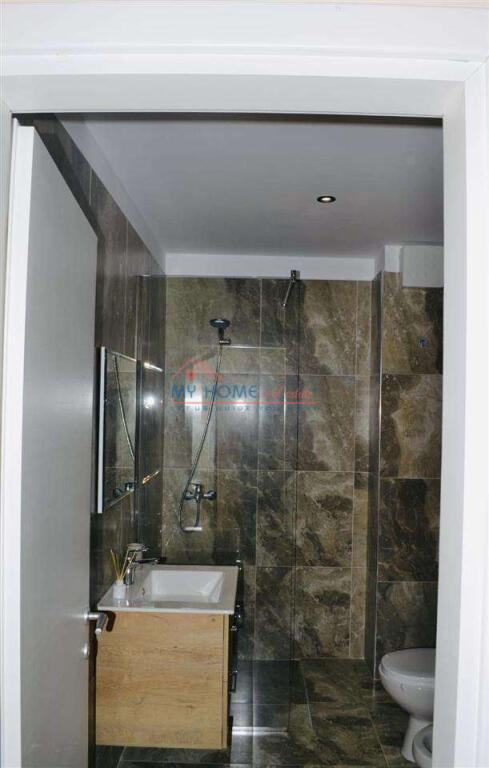 Apartament 1+1 me Qera Rruga e Barrikadave Tirane