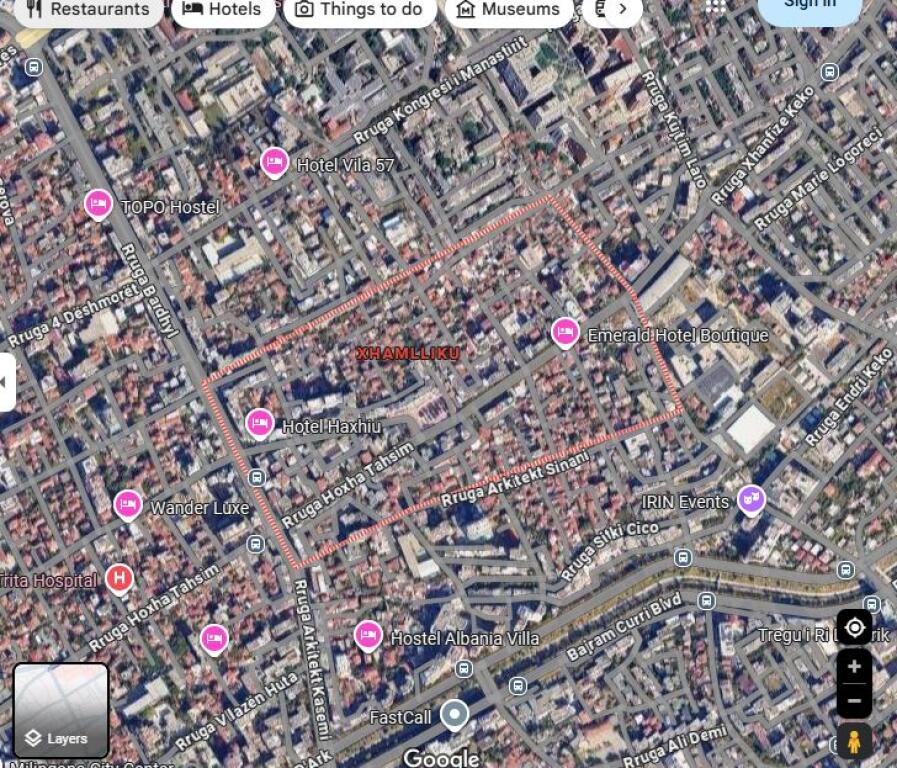 Garage for sale in Xhamllik near Shtraus Square in Tirana (ID 4181108)