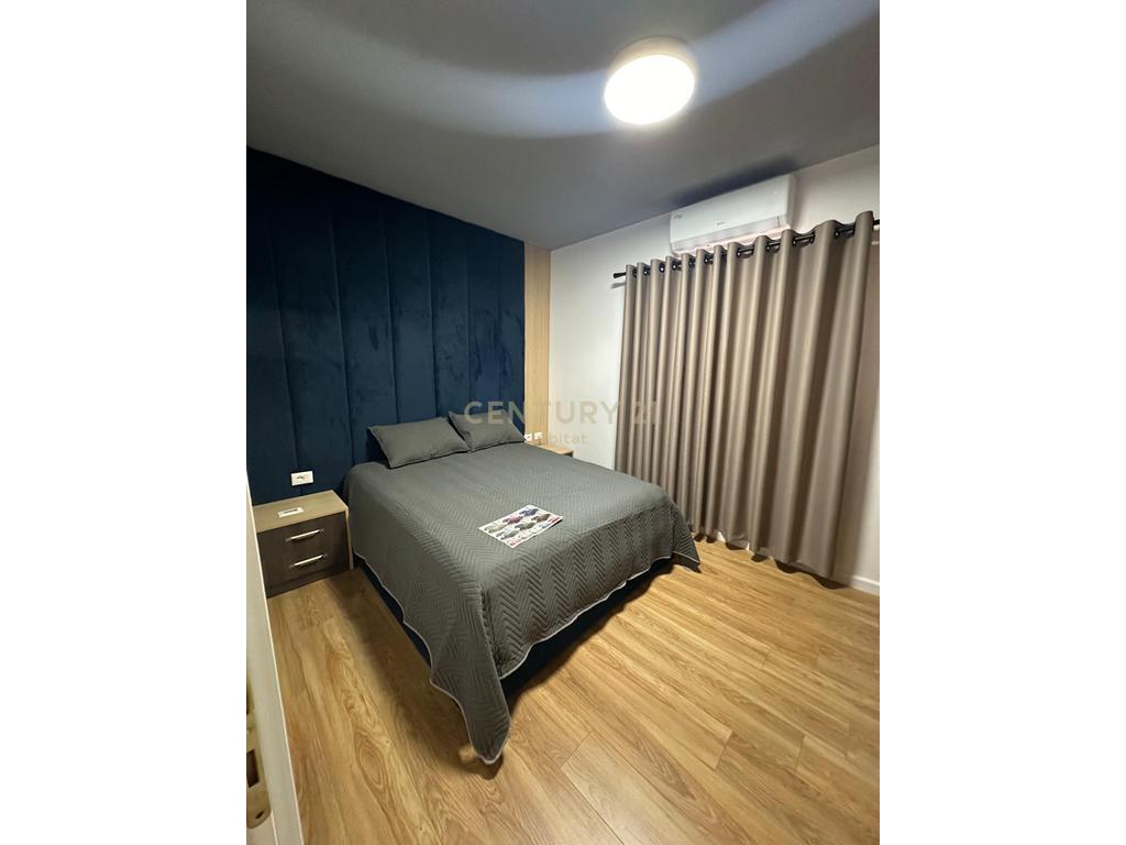 ISH FUSHA E AVIACIONIT: APARTAMENT 2+1 ME QIRA