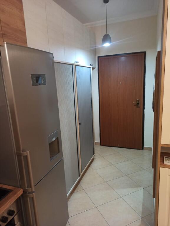 Apartament me qera 3+1+2 tek Liqeni i Thate