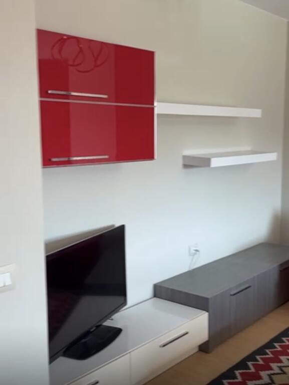 Jepet Me Qera Apartament 2+1+1 Ballkon