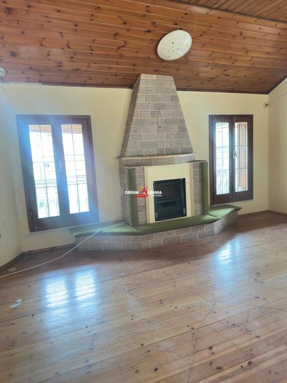 Villa di 3 piani in affitto, Comune di Parigi (ID 4251422)