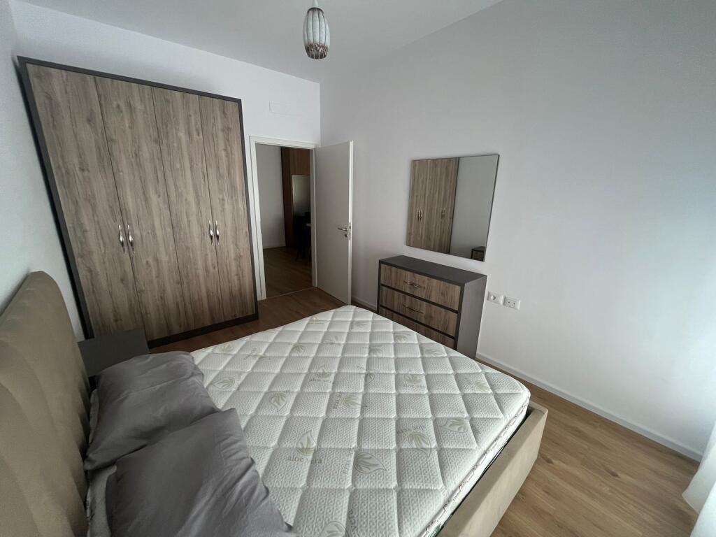 Apartament 1+1 me qira "Ali demi"