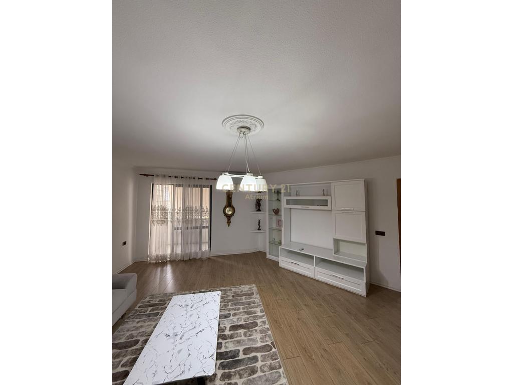 JEPET ME QIRA APARTAMENT 2+1 TE "VASIL SHANTO"