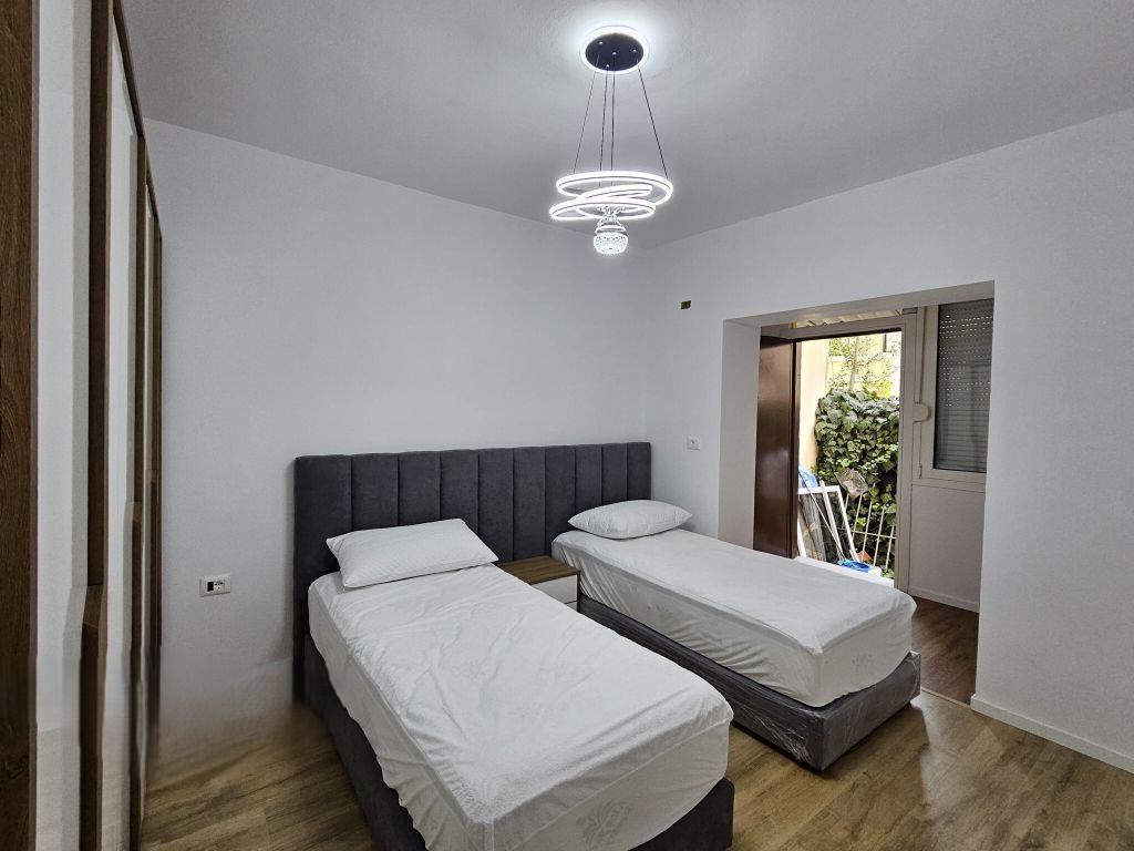 JEPET ME QIRA APARTAMENT 2+1 TEK 21 DHJETORI! 700 € /Muaj
