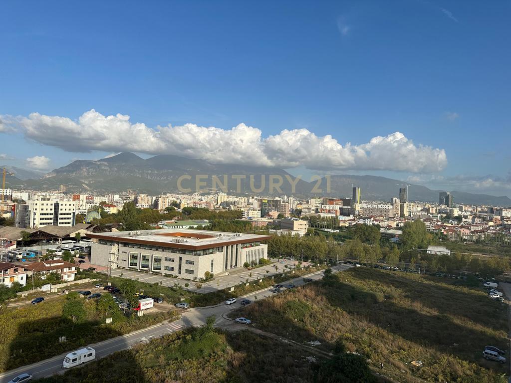 ISH FUSHA E AVIACIONIT: APARTAMENT 2+1 ME QIRA
