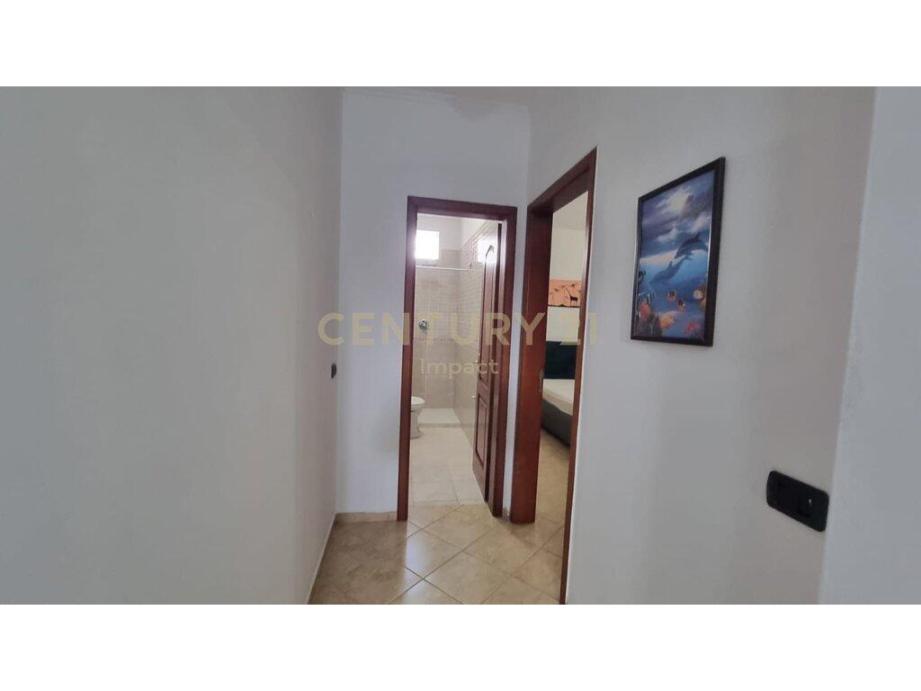 Appartamento 2+1+2 In Affitto in Via Dibra, Tirana - 650€ | 120 m²