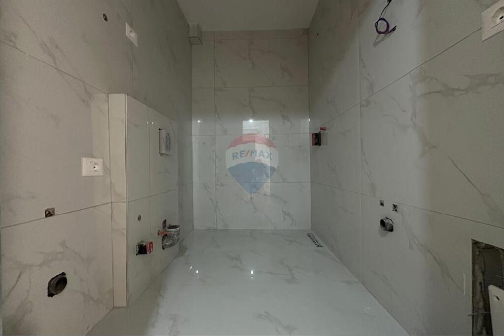 Apartament 1+1 per shitje Rruga Margarita Tutulani