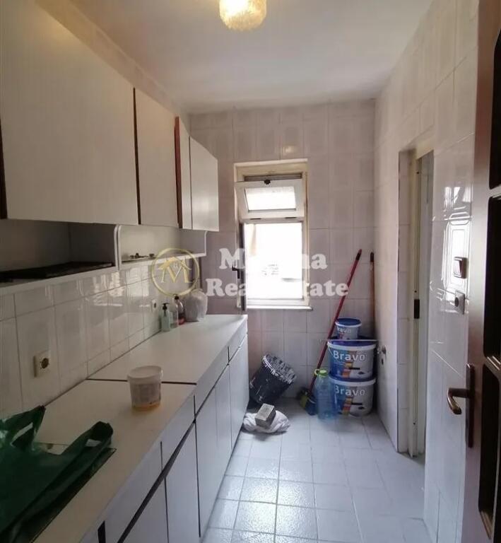 Qera Apartament, 3+1+Bllk, “Myslym Shyri” 500 Euro/Muaj