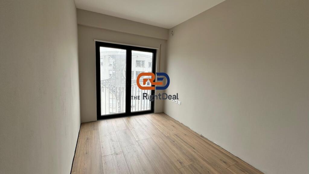 Tek Rezidenca Kodra e Diellit 2, Shitet Apartament 3+1+2, Me Super Pamje!!